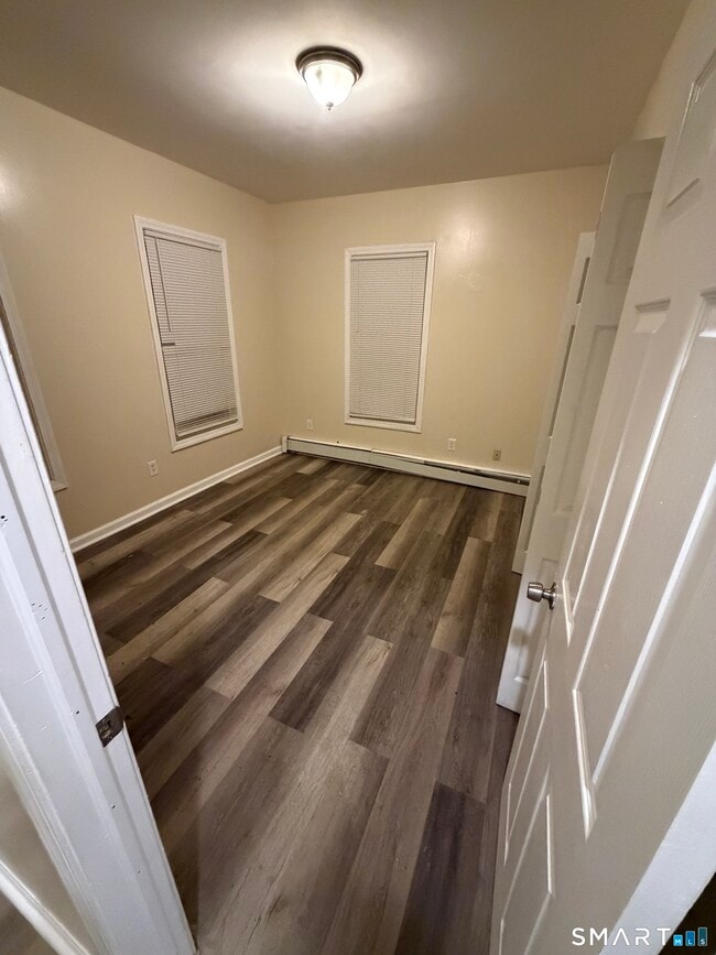 Building Photo - 134 Hazel St