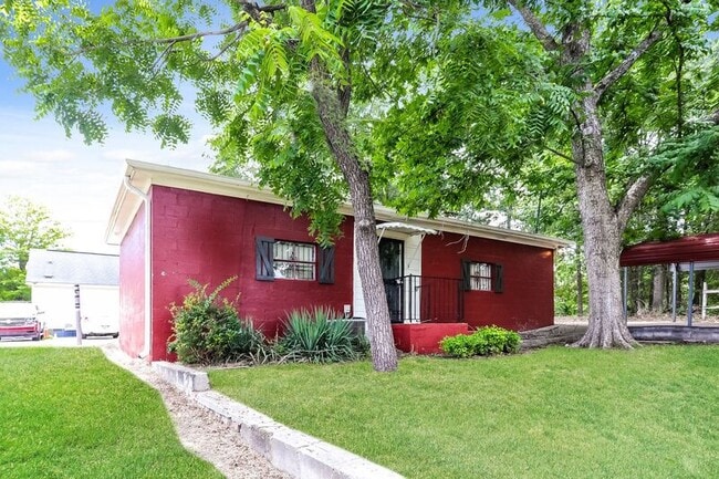 Building Photo - 106 Avenue V Ave