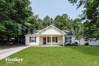 Building Photo - 6093 Lynwood Dr