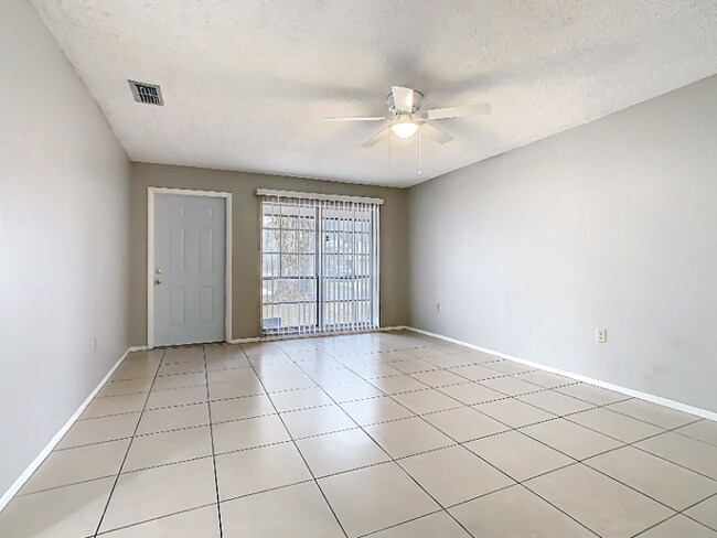 Foto del edificio - 4530 Ballentine Ct