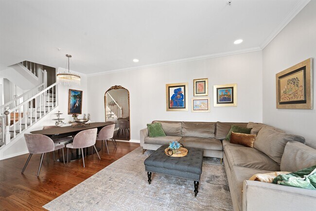 Foto del edificio - 449 Albany Ct