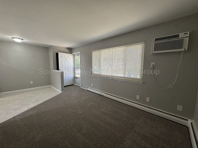 Building Photo - 4059 Longtin Ave