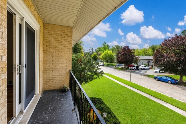 Foto del edificio - 31 Green Oaks Dr