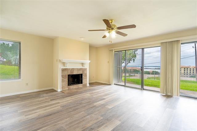 Building Photo - 907 Signal Ridge Pl