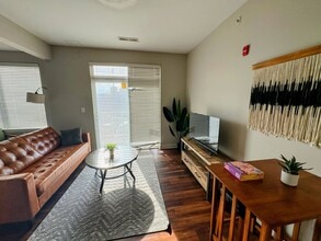 Building Photo - Mozzo apartments