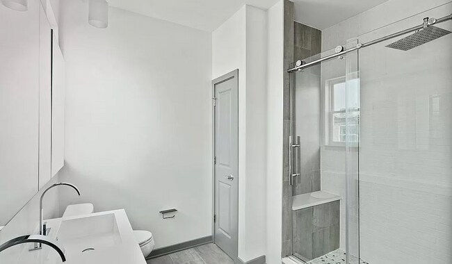 Foto del edificio - 2646 Janney St