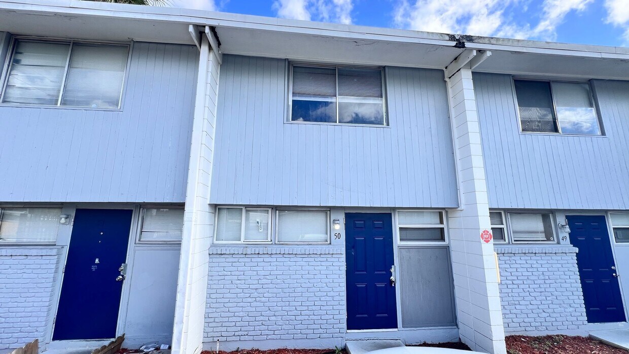 Foto principal - "Second Month of Rent FREE" Charming 1 Bed...