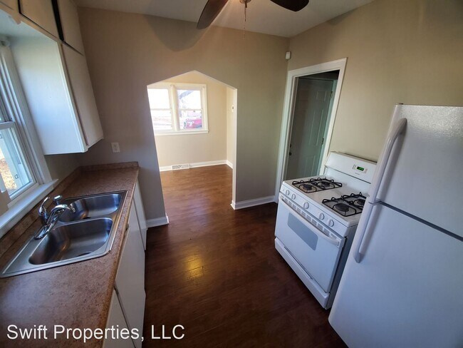 Building Photo - 2 br, 1 bath House - 2946 East Euclid Avenue