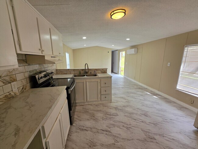 Foto del edificio - 675 Tallow St