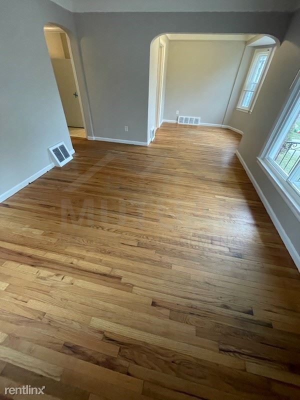 Building Photo - 3 br, 1 bath House - 9976 Farley