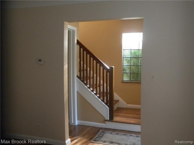 Building Photo - 1711 Villa Rd