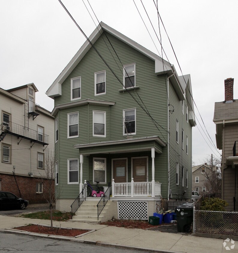 Building Photo - 18-20 Trenton St
