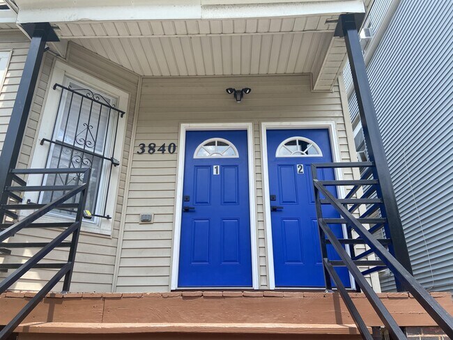 Foto del edificio - 3840 W Diversey Ave