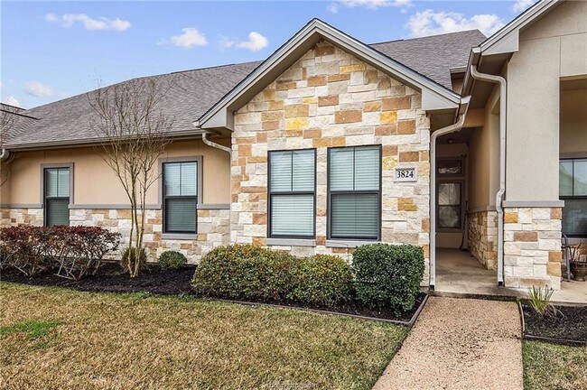 Foto del edificio - 3824 Black Hawk Ln