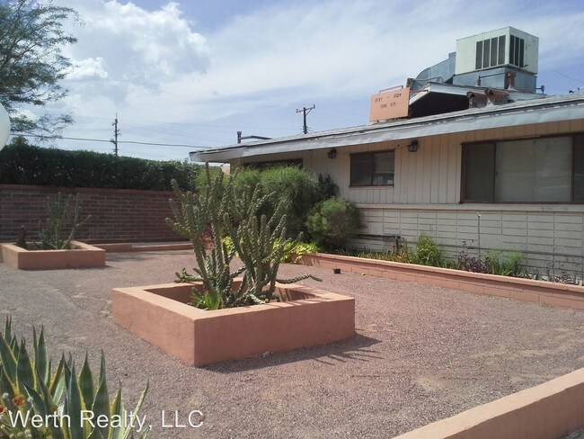 Building Photo - 3121 E Terra Alta Blvd