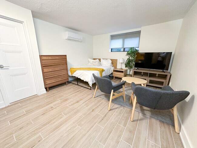 Photo du bâtiment - 160 Dowling Ave