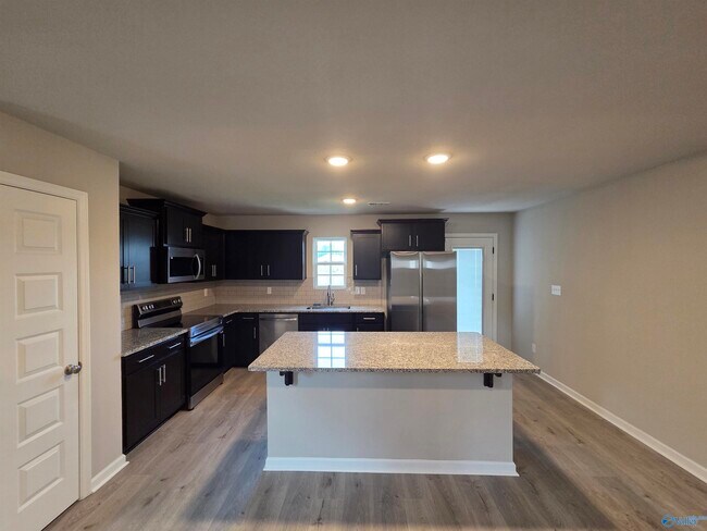 Building Photo - 122 Domingues Ave