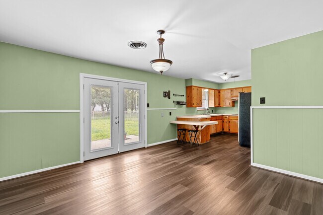 Foto del edificio - 326 S Barbara St