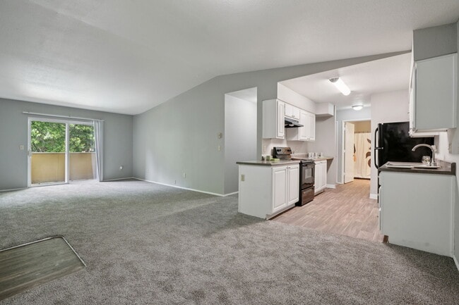 Building Photo - Arnada Pointe
