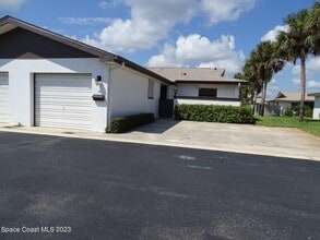Building Photo - 255 Paradise Blvd