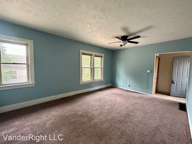 Foto del edificio - 4 br, 1 bath House - 1914 S Spring Ave