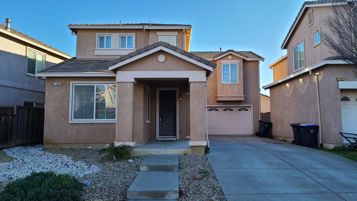 1888 Leaning Oak Dr, Fairfield, CA 94534 House Rental in Fairfield