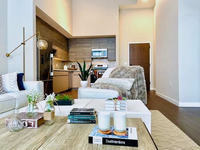 Building Photo - Opus