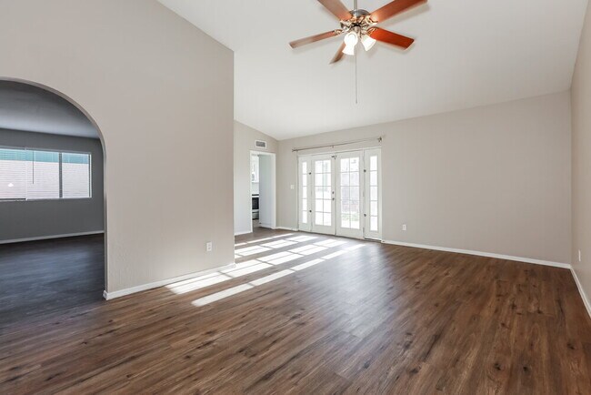 Foto del edificio - 840 S 21st St