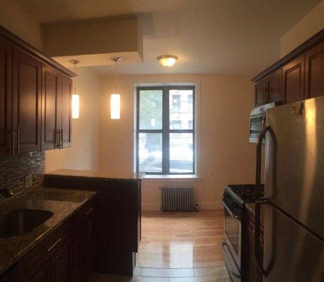 Foto del edificio - 611 W 177th St