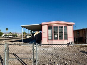 Building Photo - 1840 Montclair Dr