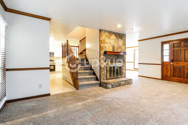 Foto del edificio - Fantastic 3bd/2.5ba home! Coming soon!