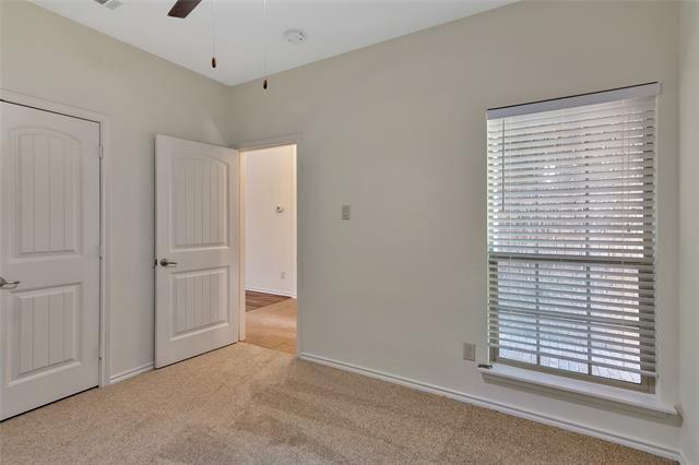 Building Photo - 3045 Beaver Creek Dr