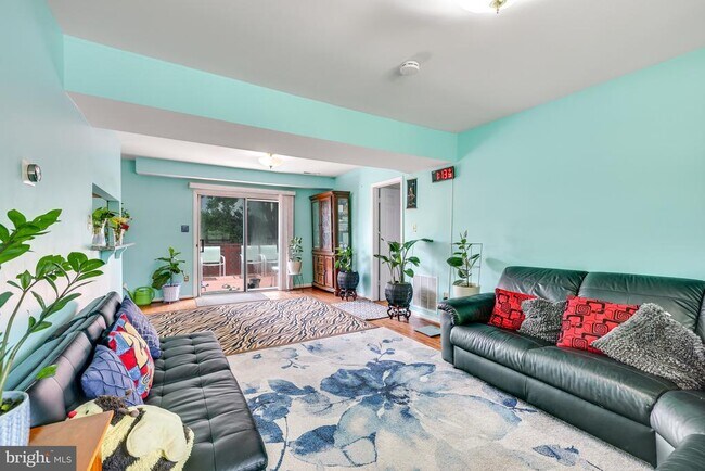 Foto del edificio - 1611 Blacksmith Ln