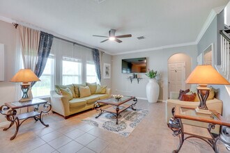 Building Photo - 14822 Fells Ln
