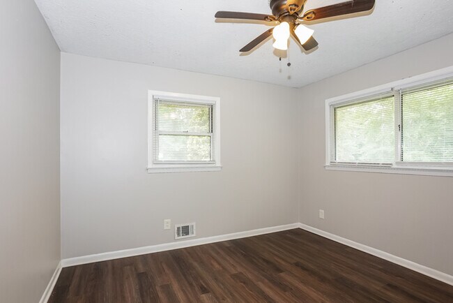 Foto del edificio - Classic Brick Beauty with 3-bedrooms in North Augusta, SC