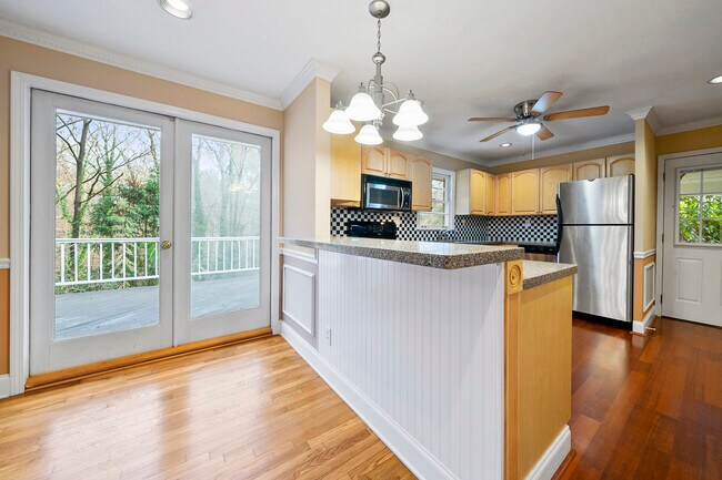 Foto del edificio - 253 Valley Ridge Dr