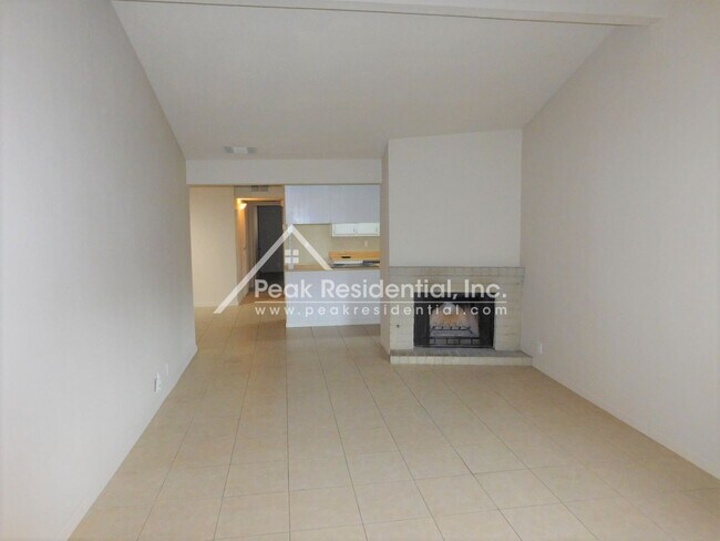 Foto del edificio - 2 br, 2 bath House - 117 Hoxsie Court #B