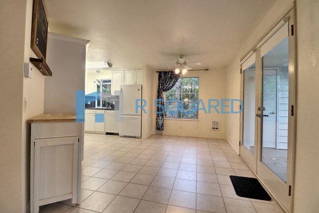 Foto del edificio - 8653 Avondale Rd NE