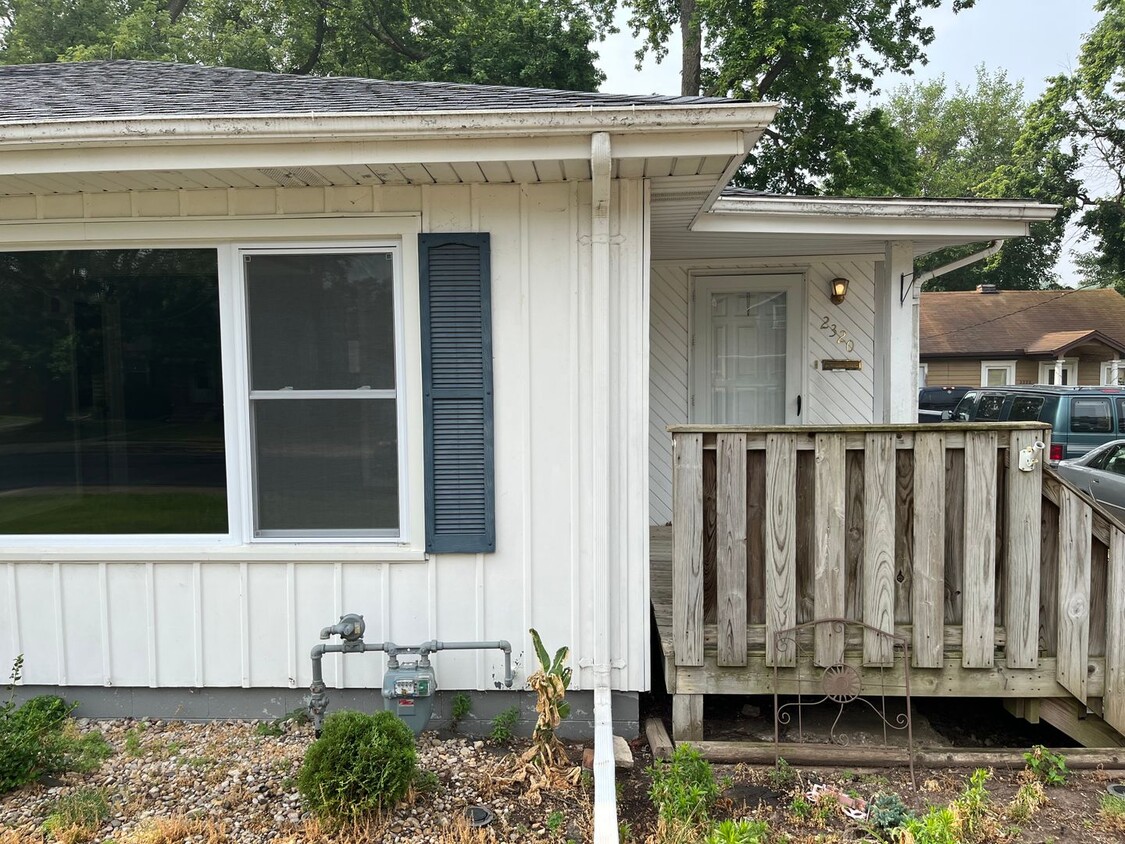Foto principal - 2 Bedroom/2 Bathroom Home For Lease