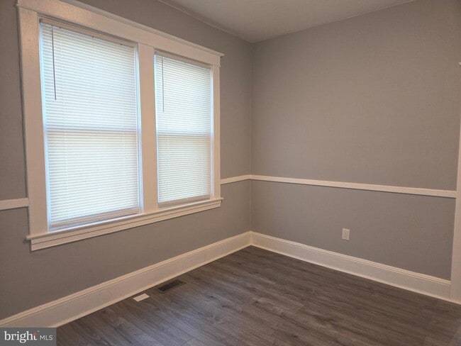 Building Photo - 2911 Markley Ave