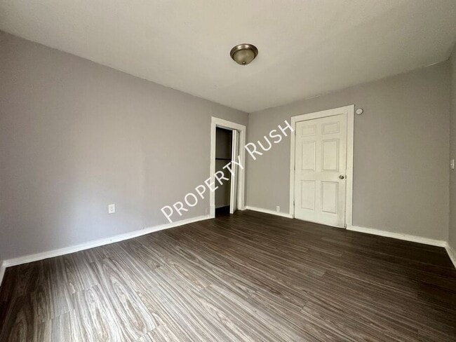 Foto del edificio - 3805 Alton Park Blvd