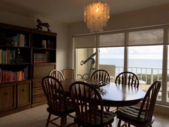 Building Photo - 4301 N Ocean Blvd