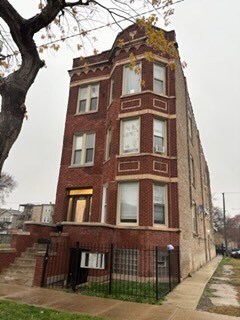 Foto principal - 1443 S Drake Ave