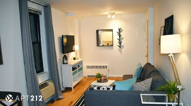 Foto del edificio - 217 E 25th St