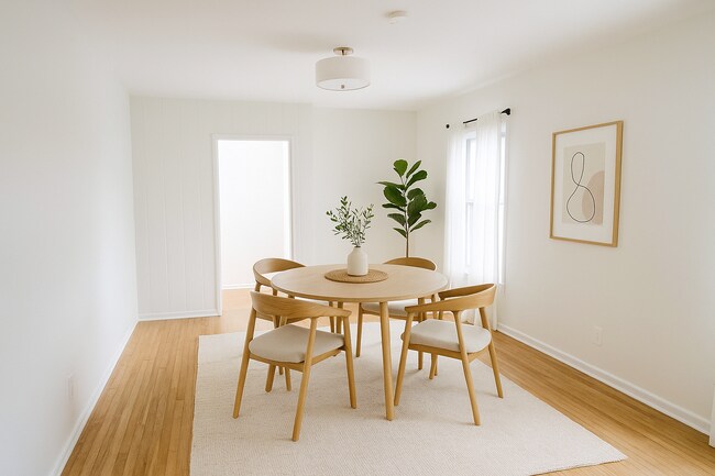 Comedor - Puesta en escena virtual para mostrar el potencial - 10636 Louise Ave