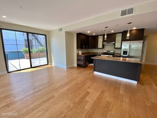 Building Photo - 2 br, 2 bath Condo - 55 Station 1B Unit 1B