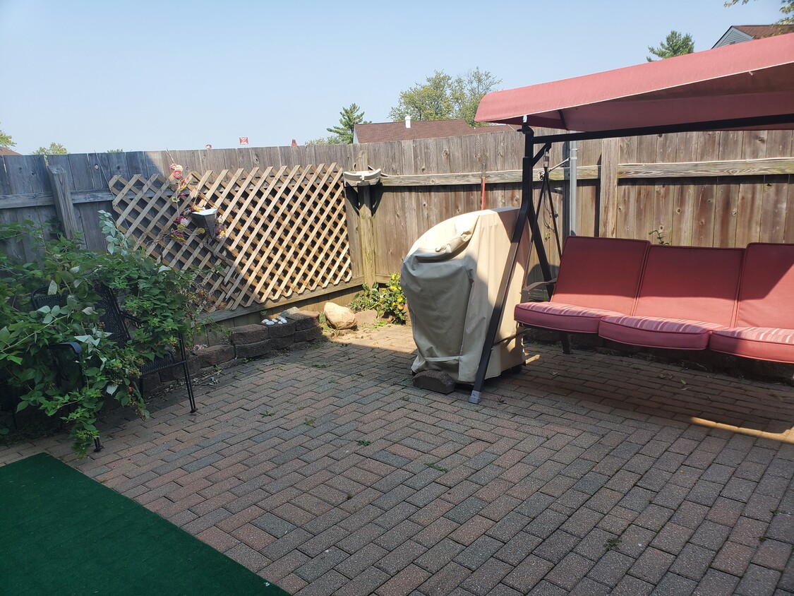 Foto principal - 7534 Kingsgate Way