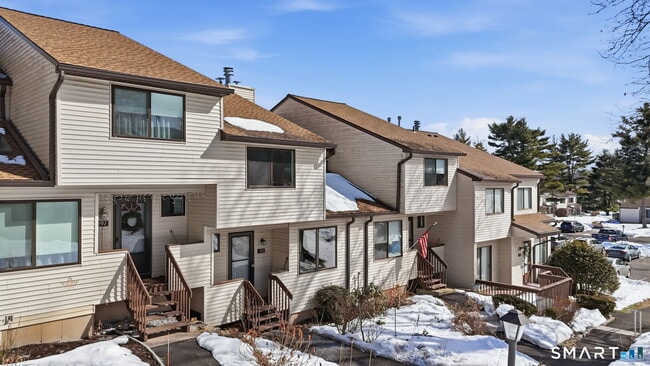 Building Photo - 193 Cypress Rd