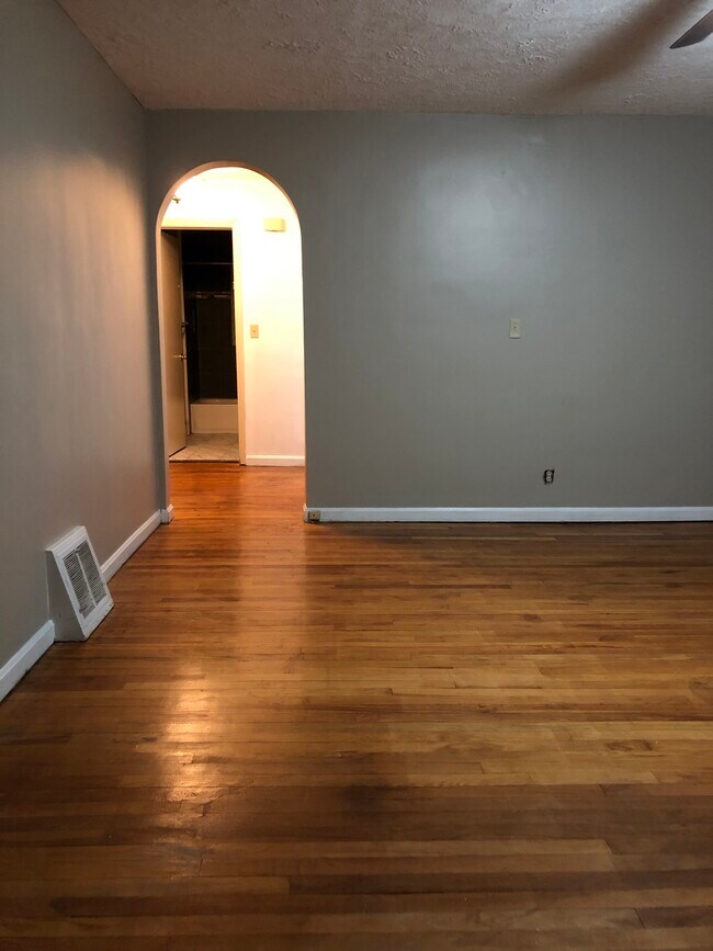 Living Room - 2822 Avalon Ave NE