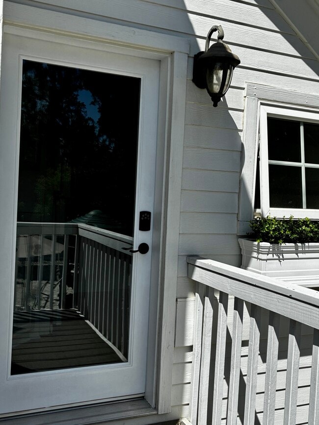 Front door - 649 Crest Dr